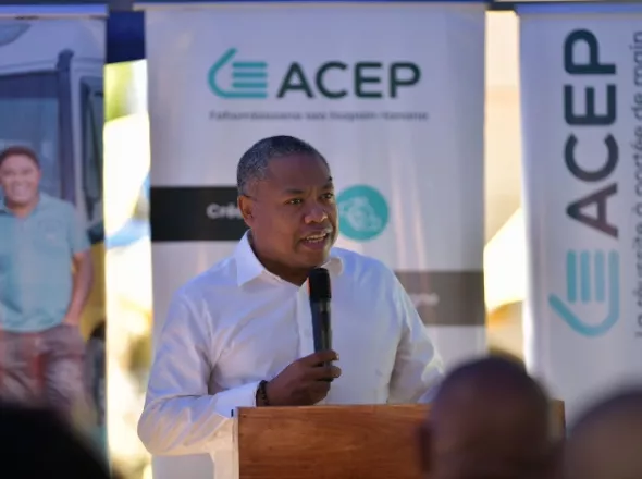 Le PDG inaugure la nouvelle agence ACEP à Nosy Be